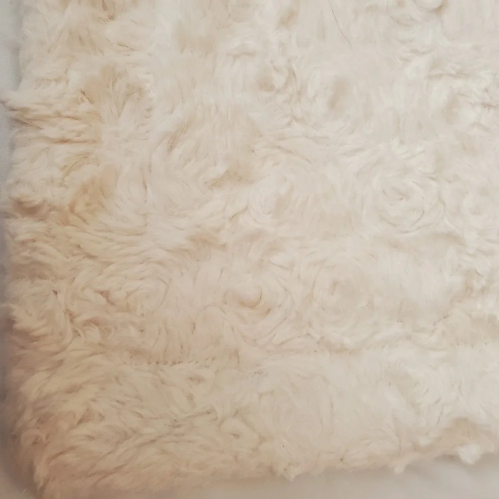 Kyle &‎ Deena Baby Blanket Swirl Plush Rosette White Sherpa